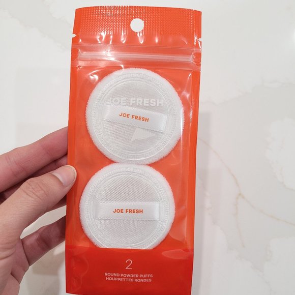 DELUXE ROUND POWDER PUFFS (2x) BY JOE FRESH - Picture 1 of 3